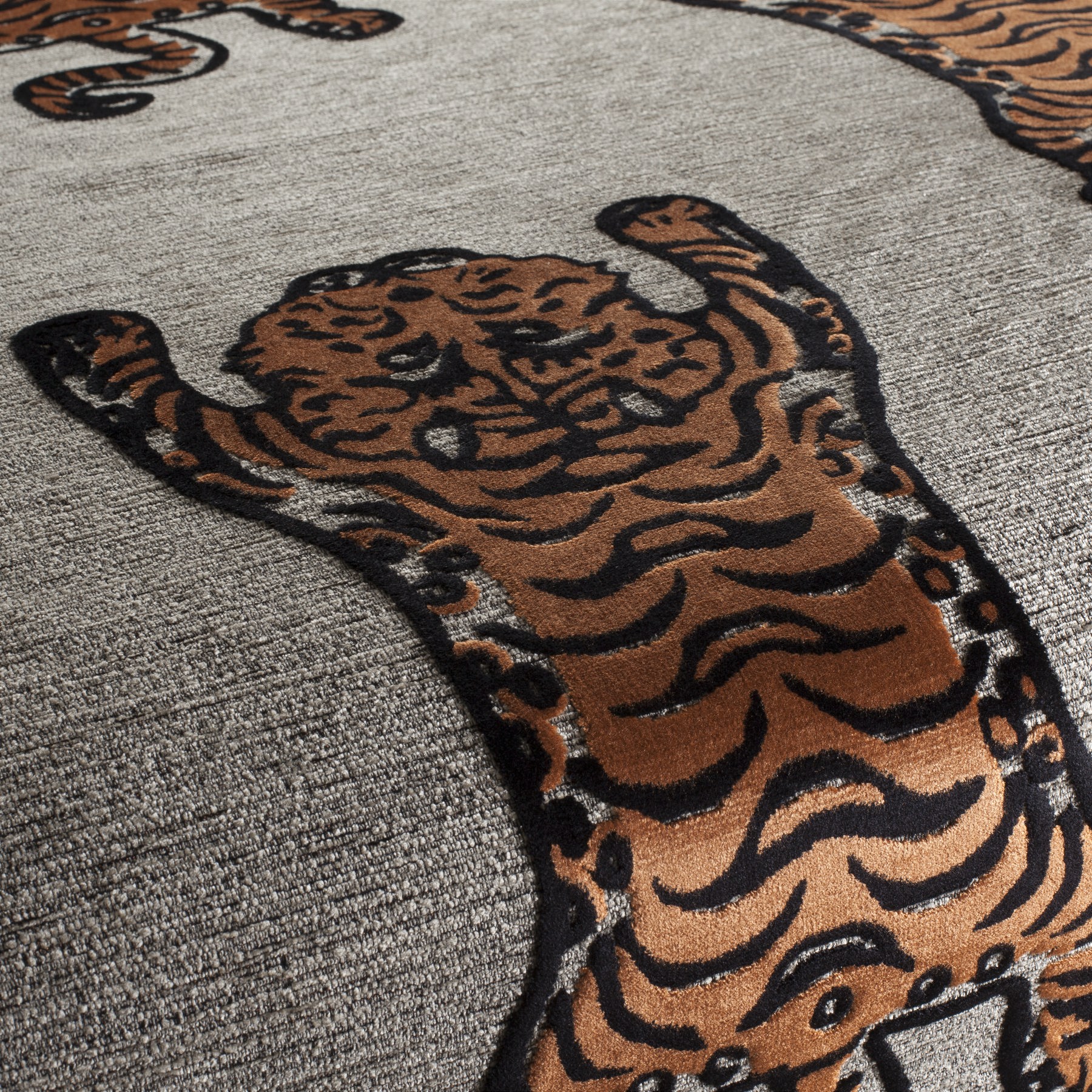 Upholstery fabric WILD KISS CH3281/060 | Chivasso